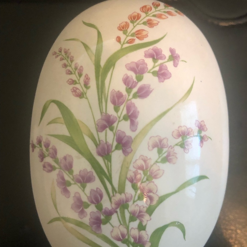 Floral Vintage Italian N Dipinto A Mano  Porcelain Trinket Box With Lid